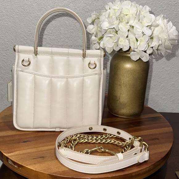 Coach Nappa Leather Willis Top Handle 18 With Quilting - Picture 5 of 16